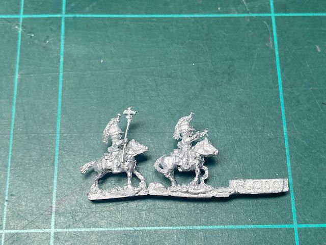 AD FNGC 10C Empress Dragoon, Command