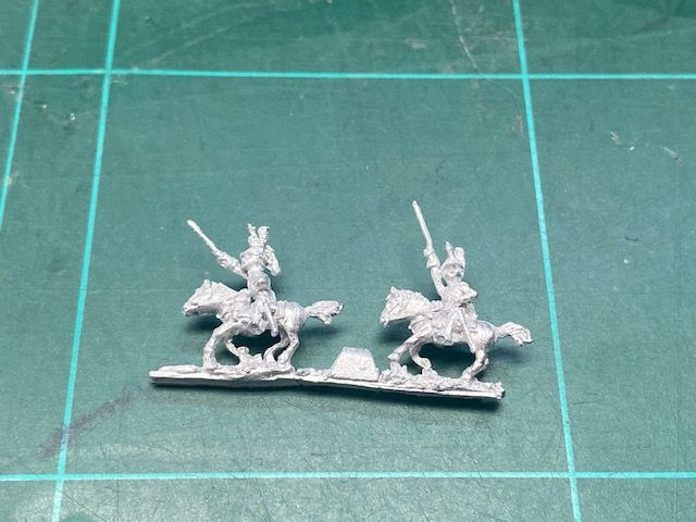 AD FNC 09F Dragoon Officers