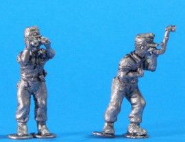 GV 06 Gun layers for sdkfz 234/251 etc shirt sleeve order (4 figures)