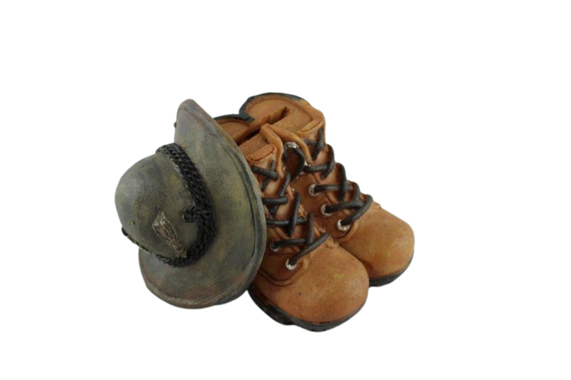 Sparkasse 'Wanderschuhe mit Hut'