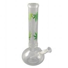 Bong, Glas mit Hanfblättern