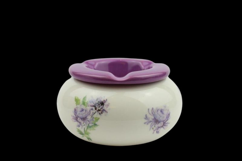 Windascher mit Blumendekor, violett