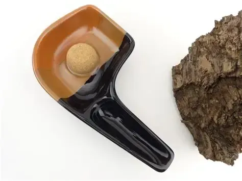 Pfeifenascher Pfeife Tricolor