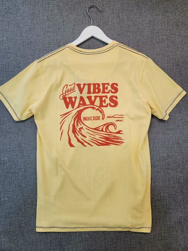 INDICODE camiseta vibes amarilla INDICODE camiseta vibes amarilla