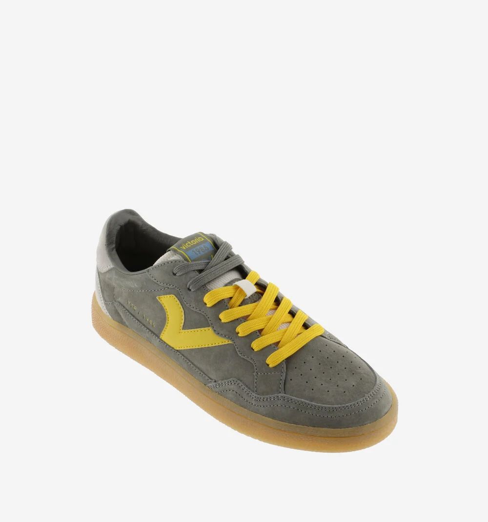 Victoria KAKI/AMARILLO