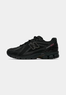 New Balance 1906 NEGRA New Balance 1906 NEGRA