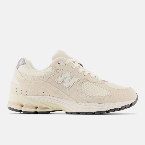 NEW BALANCE 2002r beige