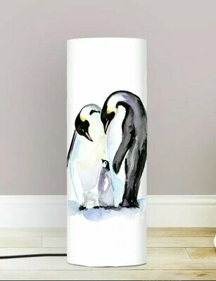 Lamp with penguin family
