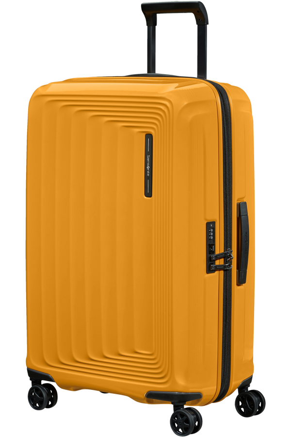 Samsonite.
NUON
Trolley Espandibile (4 ruote). 69cm.
Colore: Mettalic Radiant Yellow.
