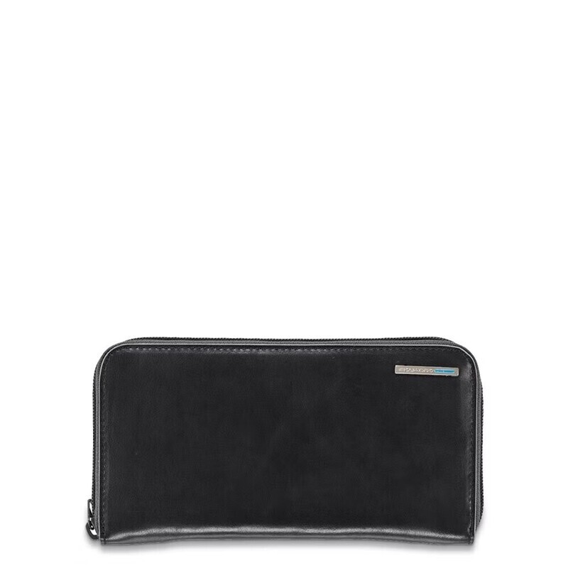 Piquadro.
Portafoglio donna, 4 soffietti,  zip,  porta monete, porta carte di credito, Blue Square.
Colore: Nero.