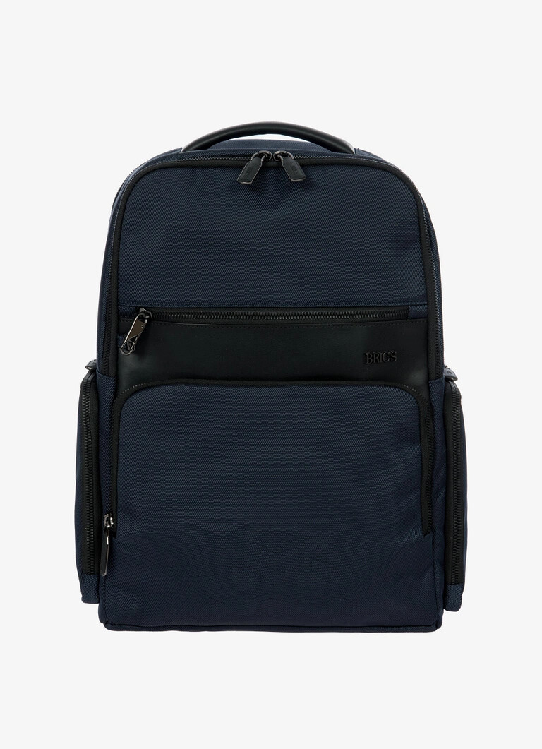 Bric's.
Mid-sized Matera office backpack with laptop compartment.
Colore: Blue.