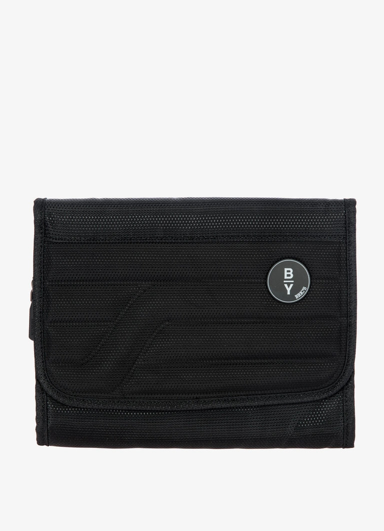 Bric&#39;s.
B|Y tri-fold necessaire.
Colore: Black.