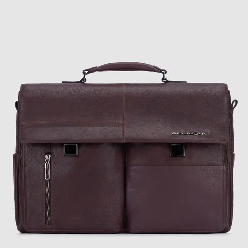 Piquadro.
Cartella porta computer 15,6&quot; e porta iPad®Pro Ronnie.
Colore: Mogano.