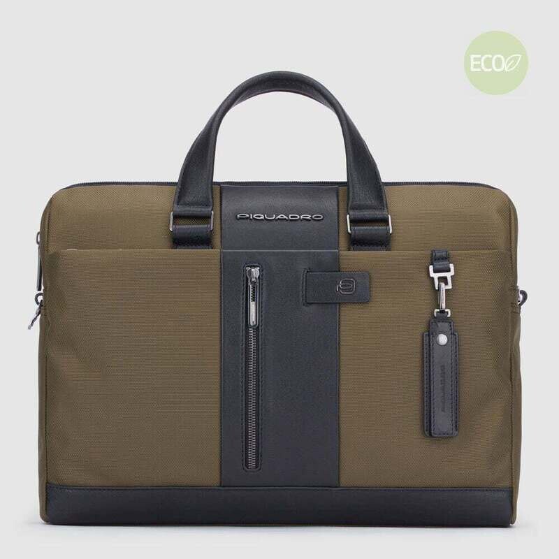 Piquadro.
Cartella a due manici porta PC e porta iPad® in Brief 2.
Colore: Verde Militare.
