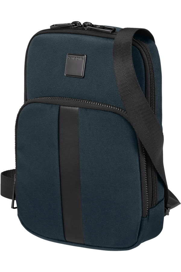 Samsonite.
SACKSQUARE
Tracollina S.
Colore: Blue.