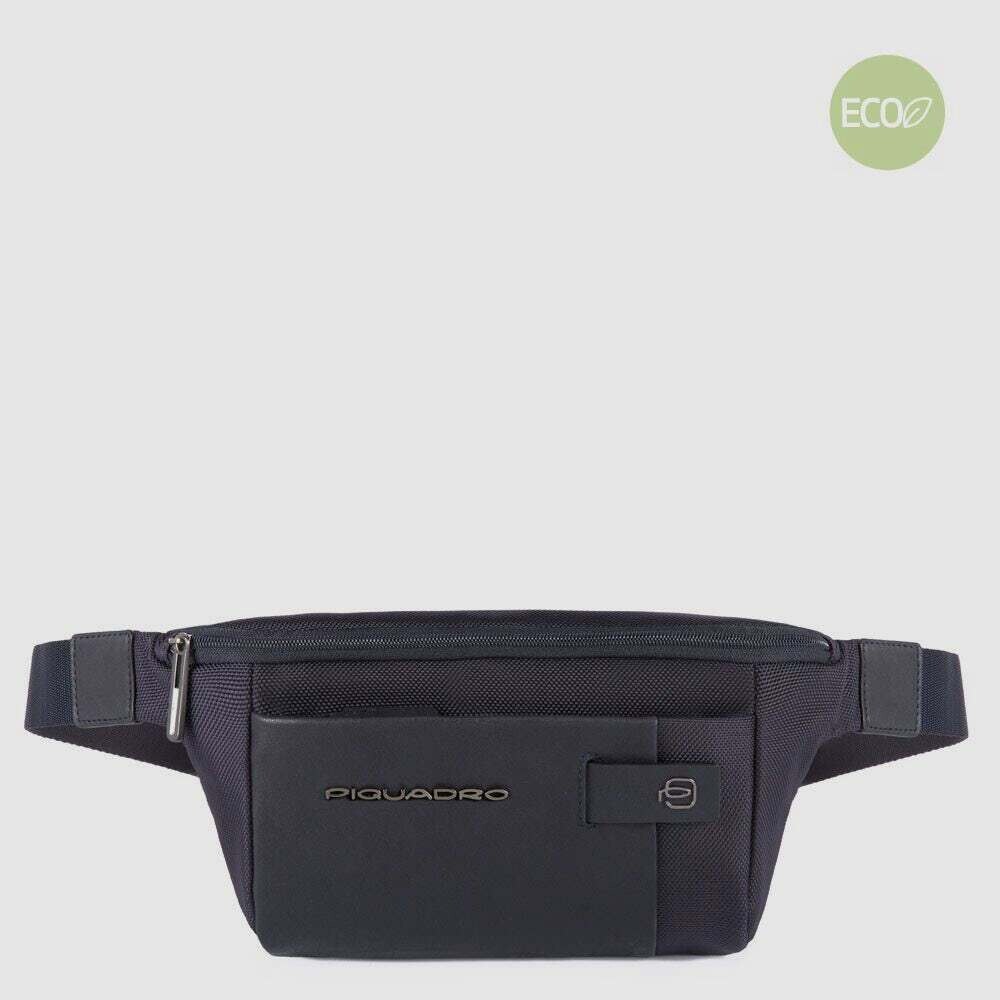 Piquadro.
Borsello porta iPad®mini in tessuto riciclato Brief 2.
Colore: Blu.
