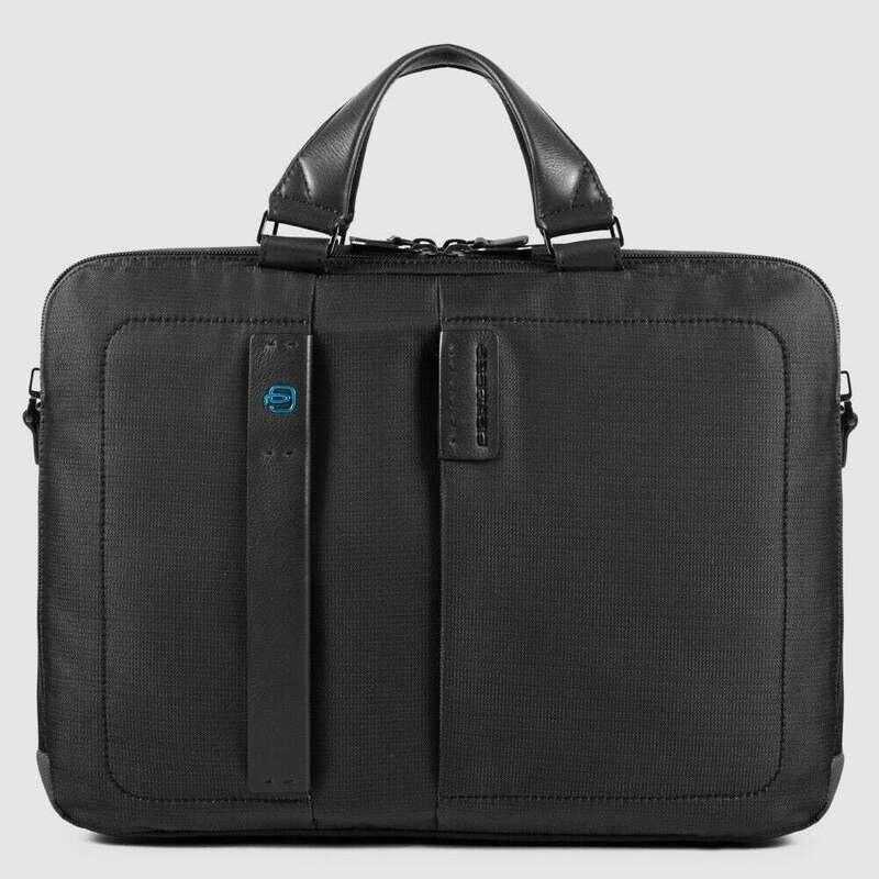 Piquadro.
Cartella Porta Computer 15.6 e Porta Tablet dotata di dispositivo CONNEQU.
Colore: Chevron Nero.