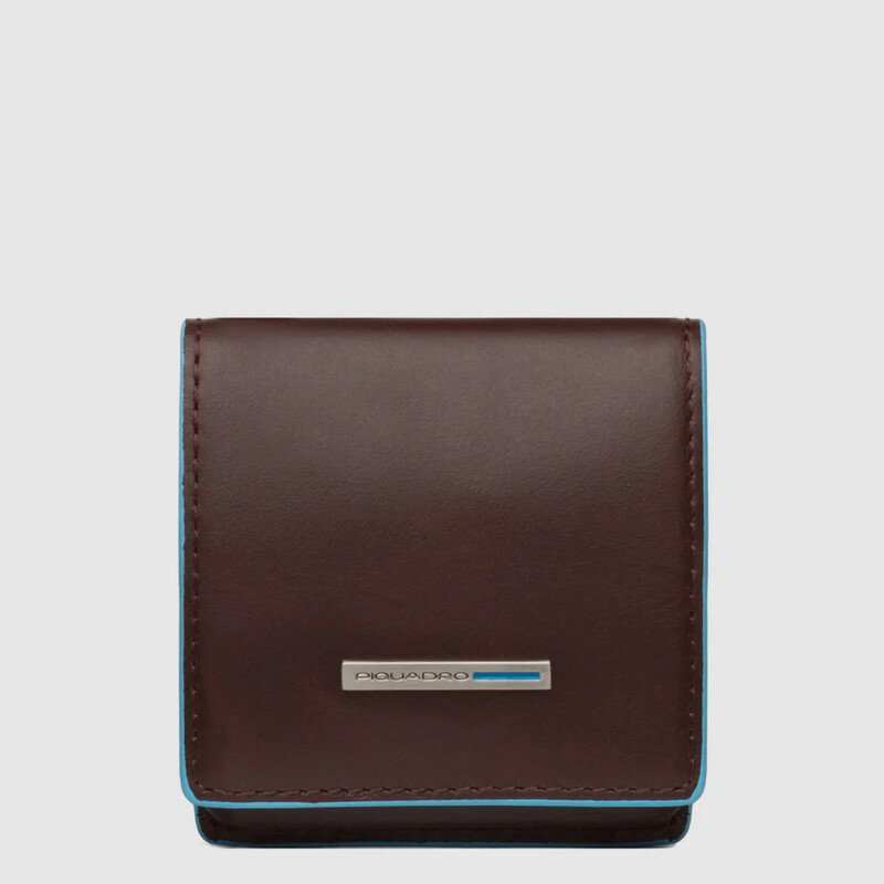 Piquadro.
Portamonete a tacco quadrato Blue Square.
Colore: Mogano.