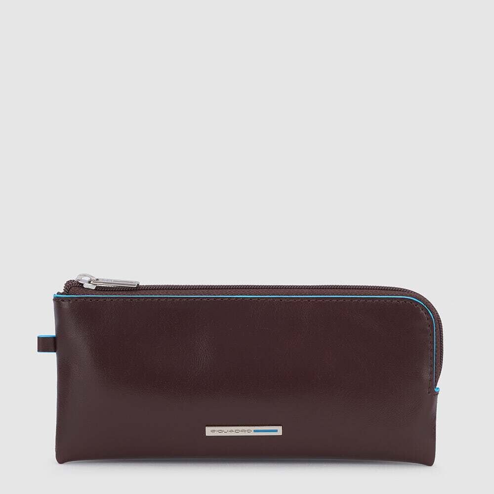 Piquadro.
Astuccio portachiavi a due anelle blue square.
Colore: Mogano.