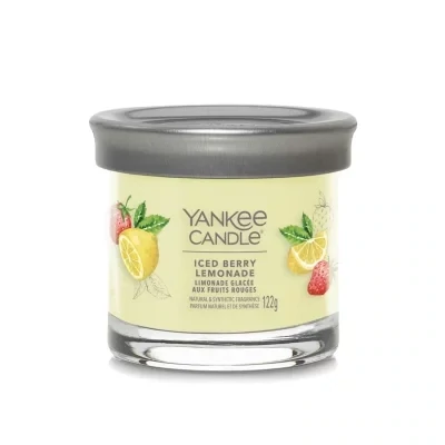 Yankee Candle.
Iced Berry Lemonade.
Giara Piccola.