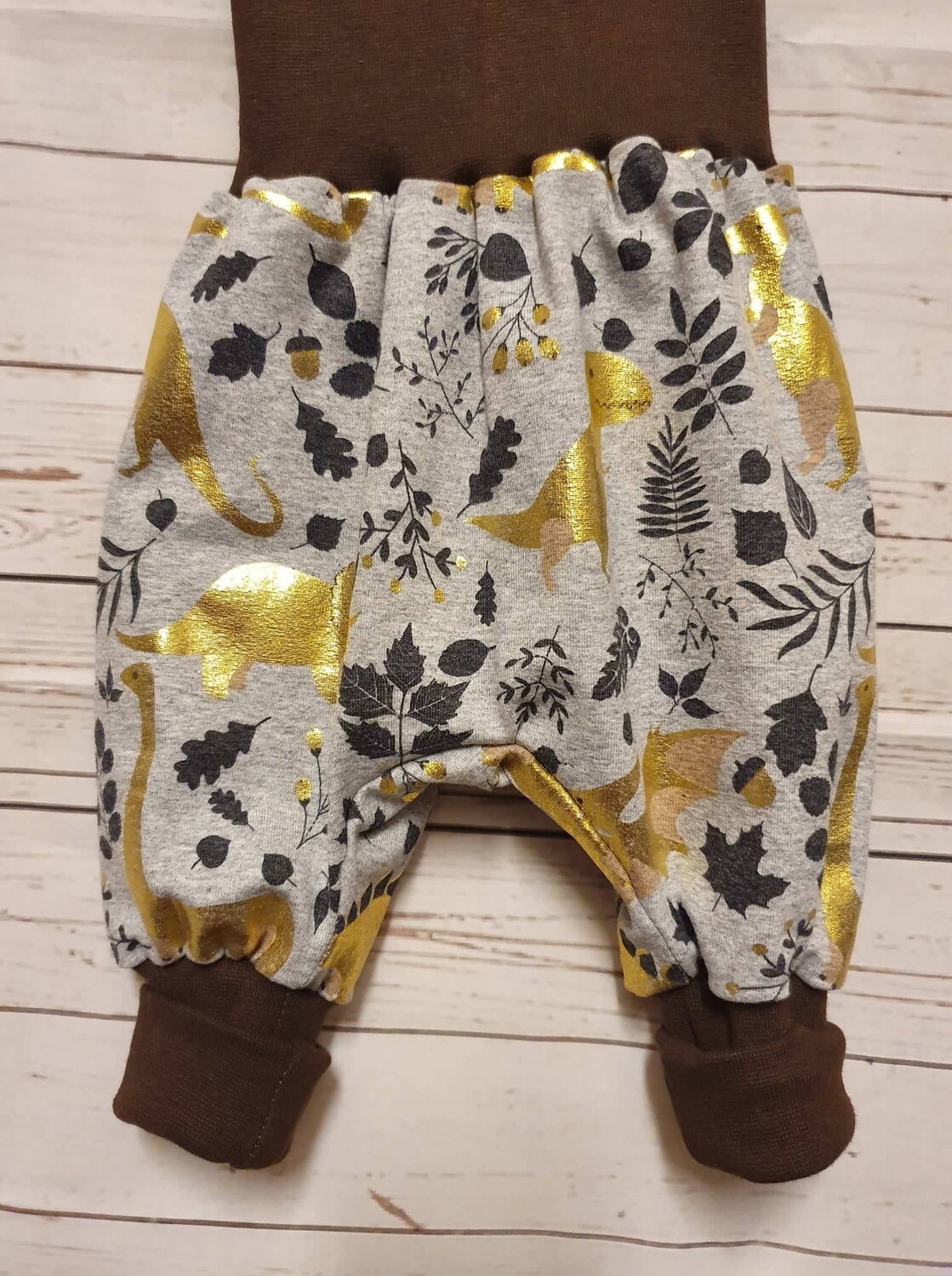 Mitwachshose/Pumphose Metallic-Dinos Gr. 62/68