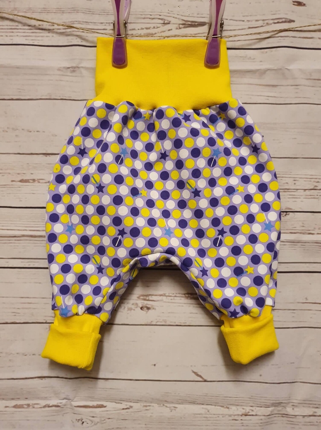 Mitwachshose/Pumphose bunte Punkte Gr. 62/68