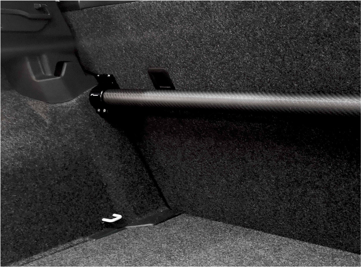 REAR BODY BRACE - Polo AW