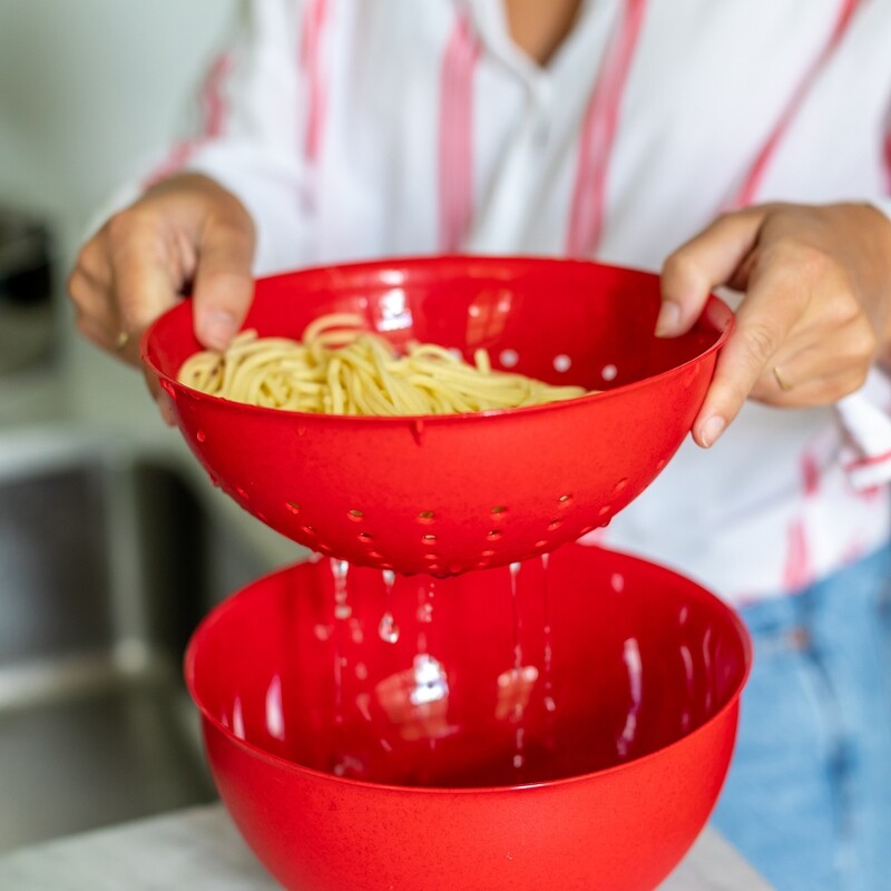 Set bowl + vergiet 2 L  Koziol Palsby rood