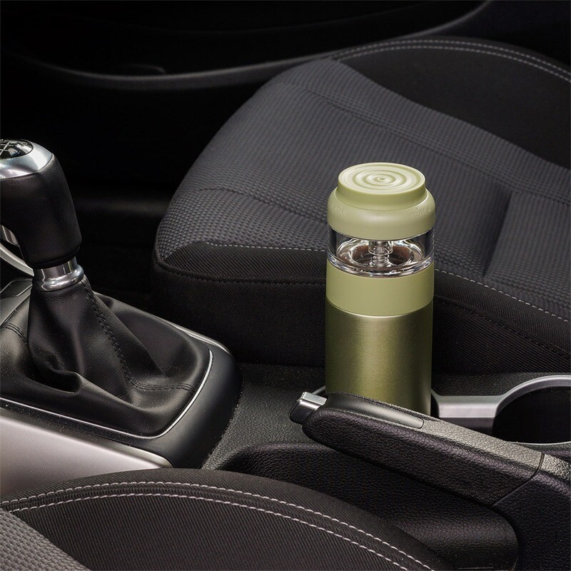 Dubbelwandige theefles met infuser uit rvs groen 400ml