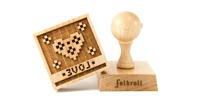 Koekjesstempel Folkroll hout Love