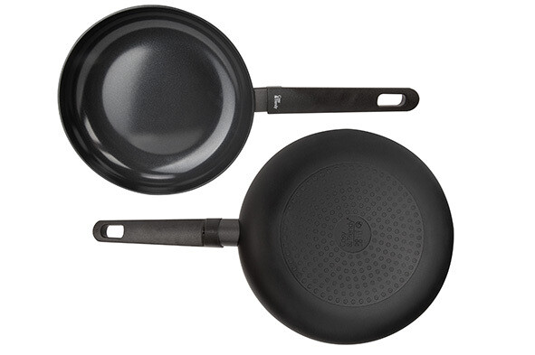 poêle cosy & trendy full black 24 cm céramique sans PFAS