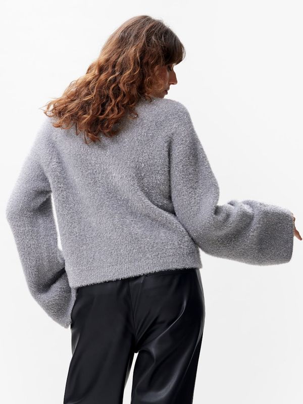 V-Neck Fuzzy Lurex Knit | 2402040806