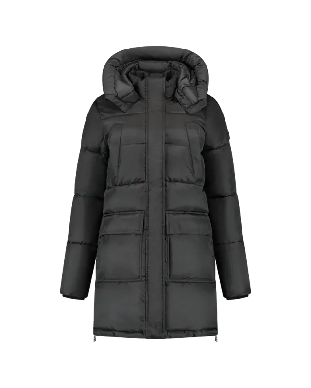 Mid Length Puffer Jacket | MD2-AW24-01 | Zwart Mid Length Puffer Jacket | MD2-AW24-01 | Zwart