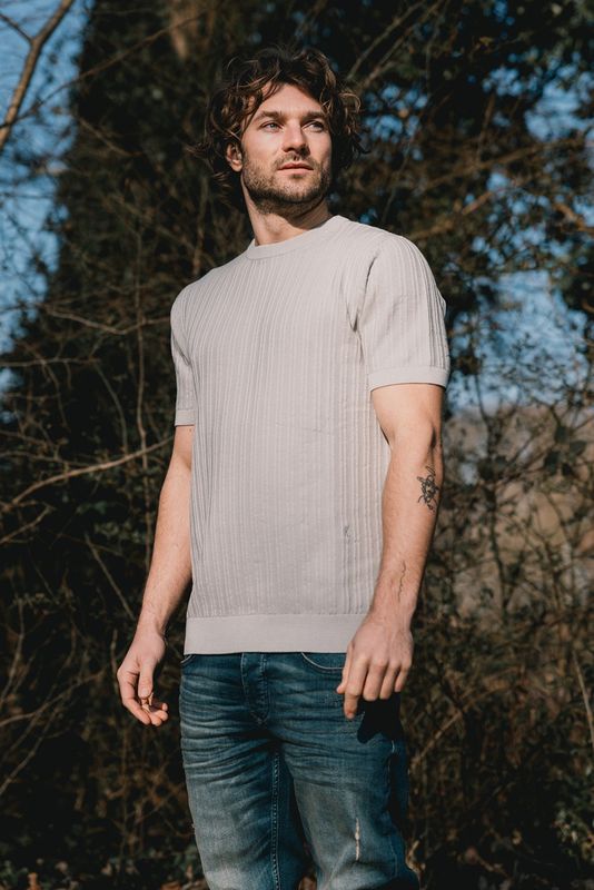 TS Vertical | Metal