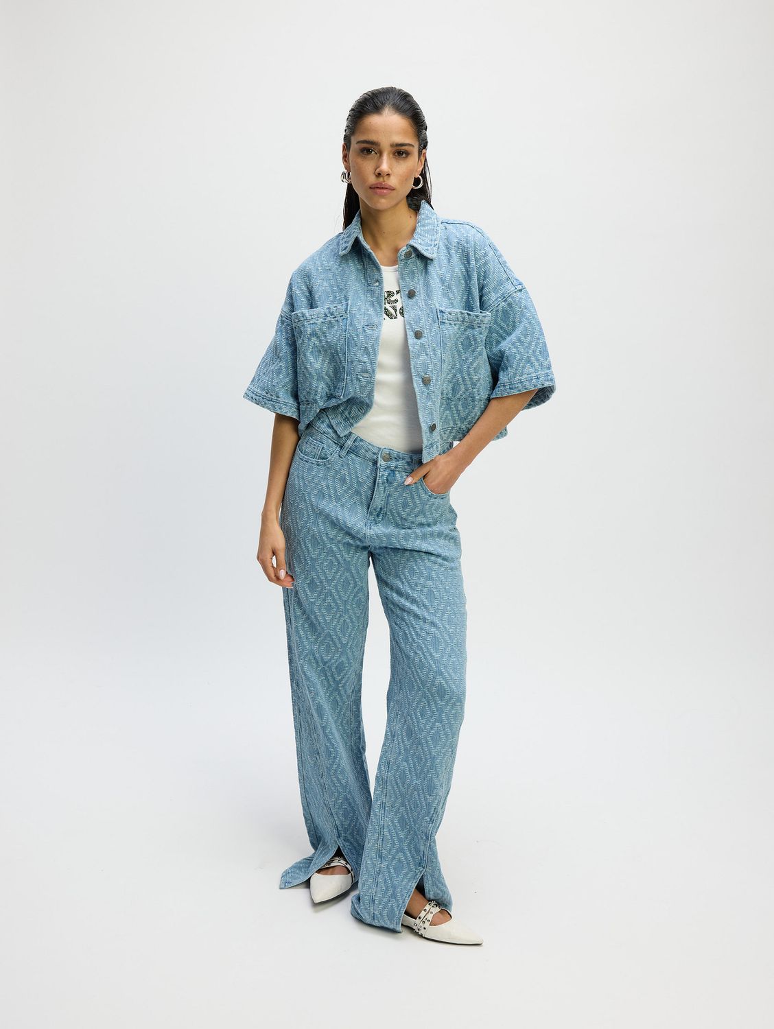 Selma | R2503179680