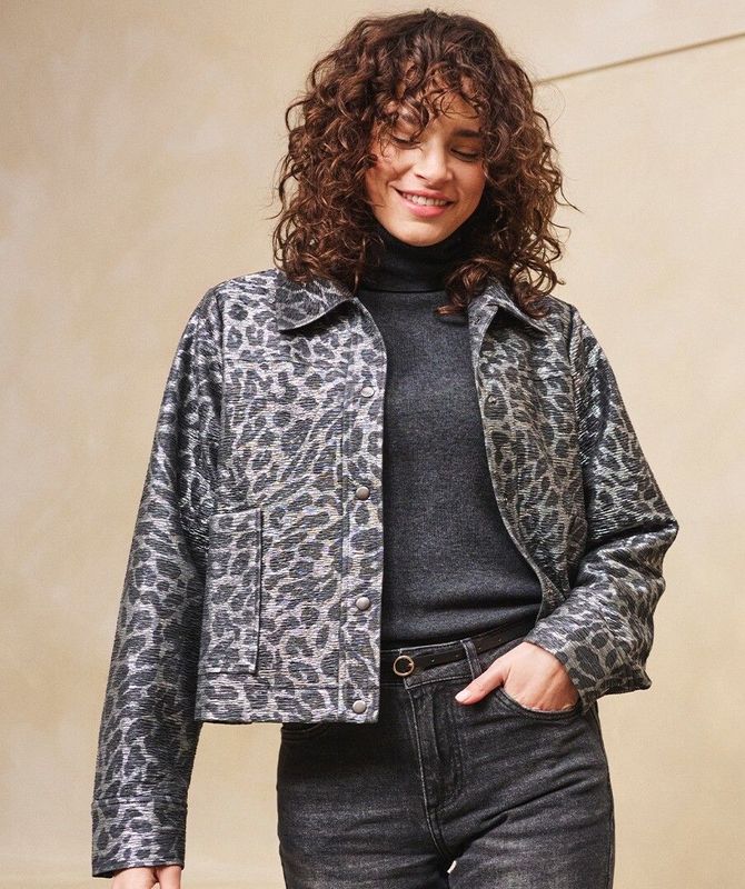 F25.19513 | Jacket Leopard