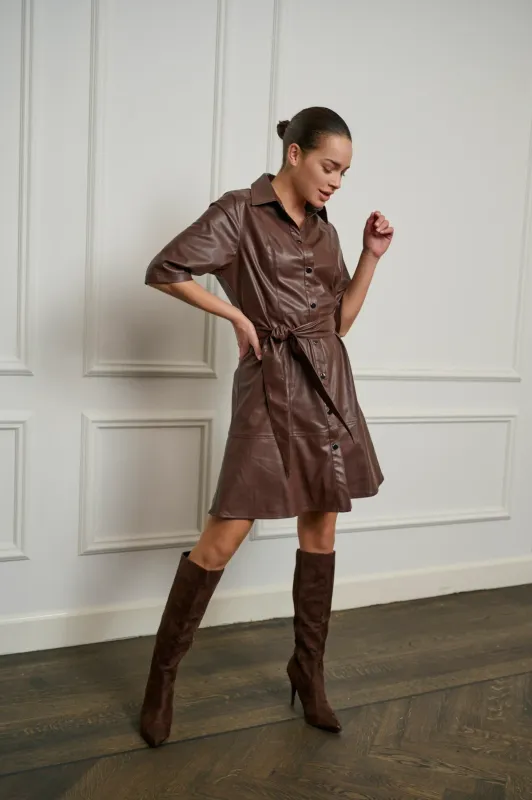 F24.11506 | Chocolate