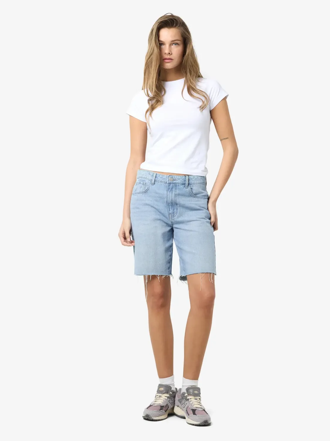 Holla Shorts | Noisy May