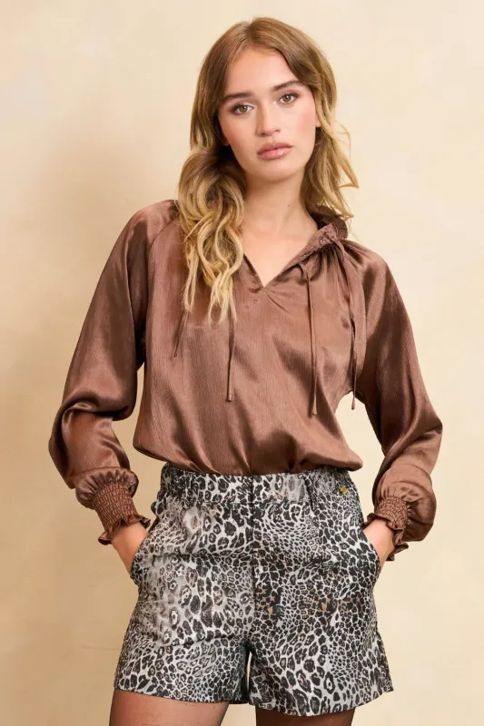Tyra Blouse | QL07 | Dark Brown Tyra Blouse | QL07 | Dark Brown