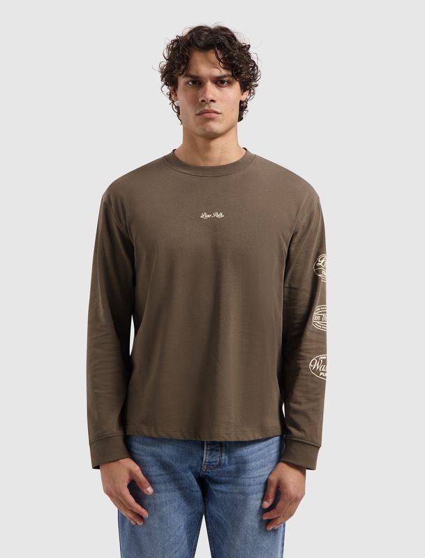 25030122 | Wasteland Patches Longsleeve T-Shirt | Dark Brown