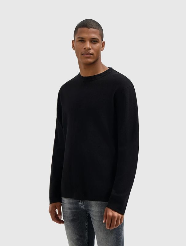 25030811 | Heavy Knit Sweater | Black