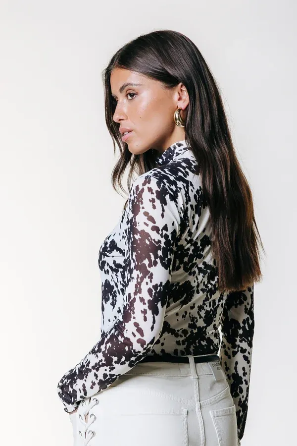 Neyo Cow Mesh Top | Beige | WT217579