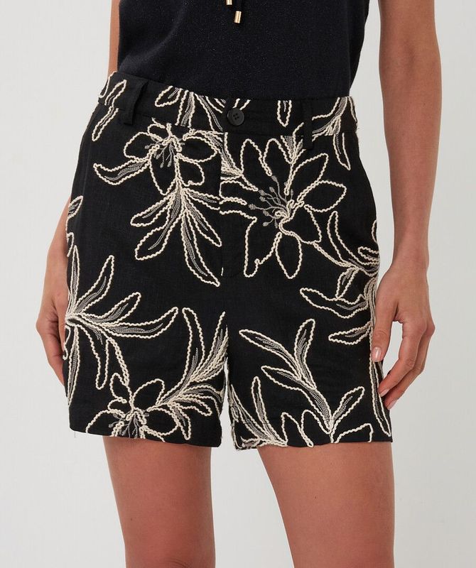 HS26.15211 | Shorts Flower Embroidery | Black/Ecru