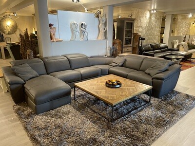 HOEKSALON MET INGEBOUWDE SPEAKERS