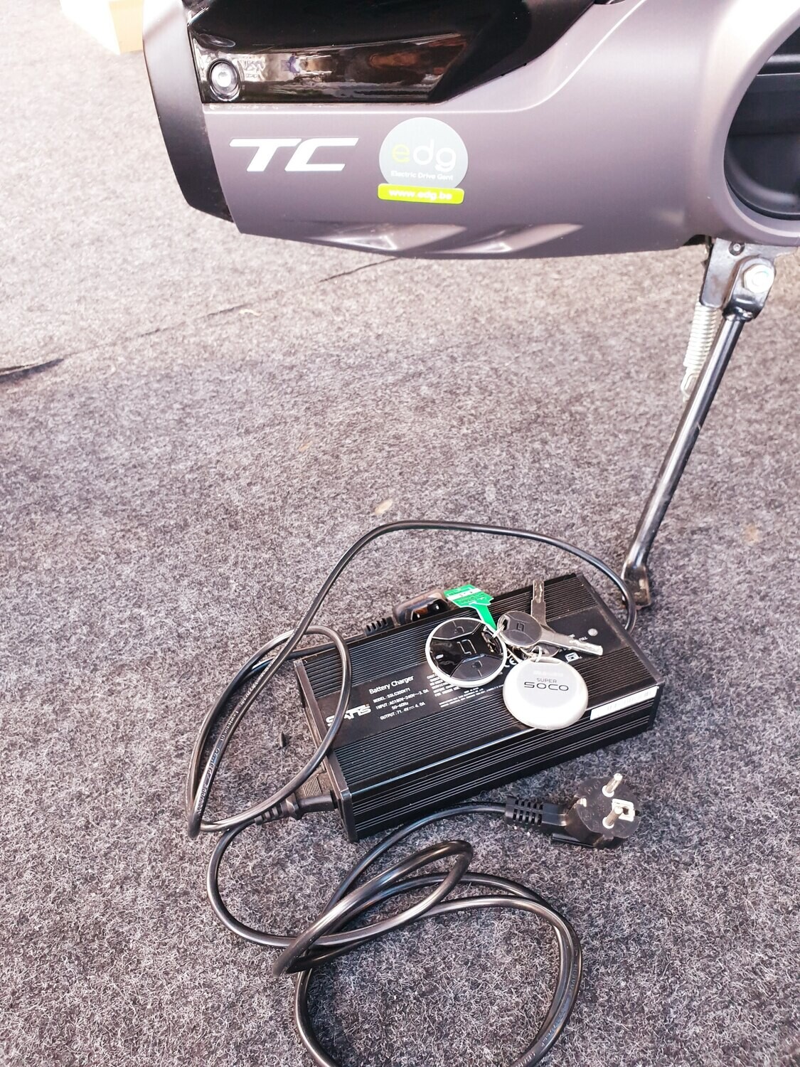 Super Soco TC black 100% Elektrisch