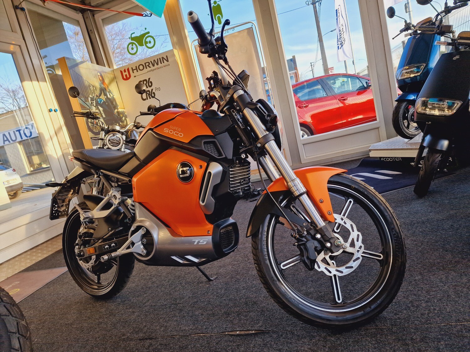 Super Soco TS 100% elektrische bromfiets KLASSE A 25Km/u