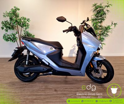 🔥 Te koop: Horwin SK1 – Slechts 770 km! 🔥