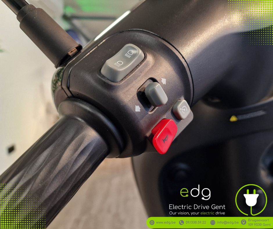 🔥 Tweedehands Segway E125S Black Edition 2024 – 5.250 km – Topstaat 🔥 Tweedehands Segway E125S Black Edition 2024 – 5.250 km – Topstaat