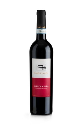 Geschenkverpakking met daarin 1 fles wit, 1 fles rood en een wijnopener
