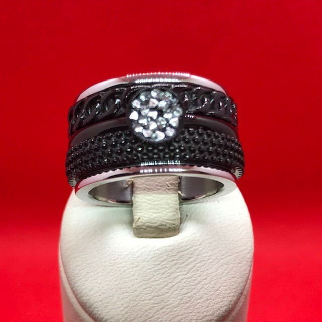 iXXXi Ring